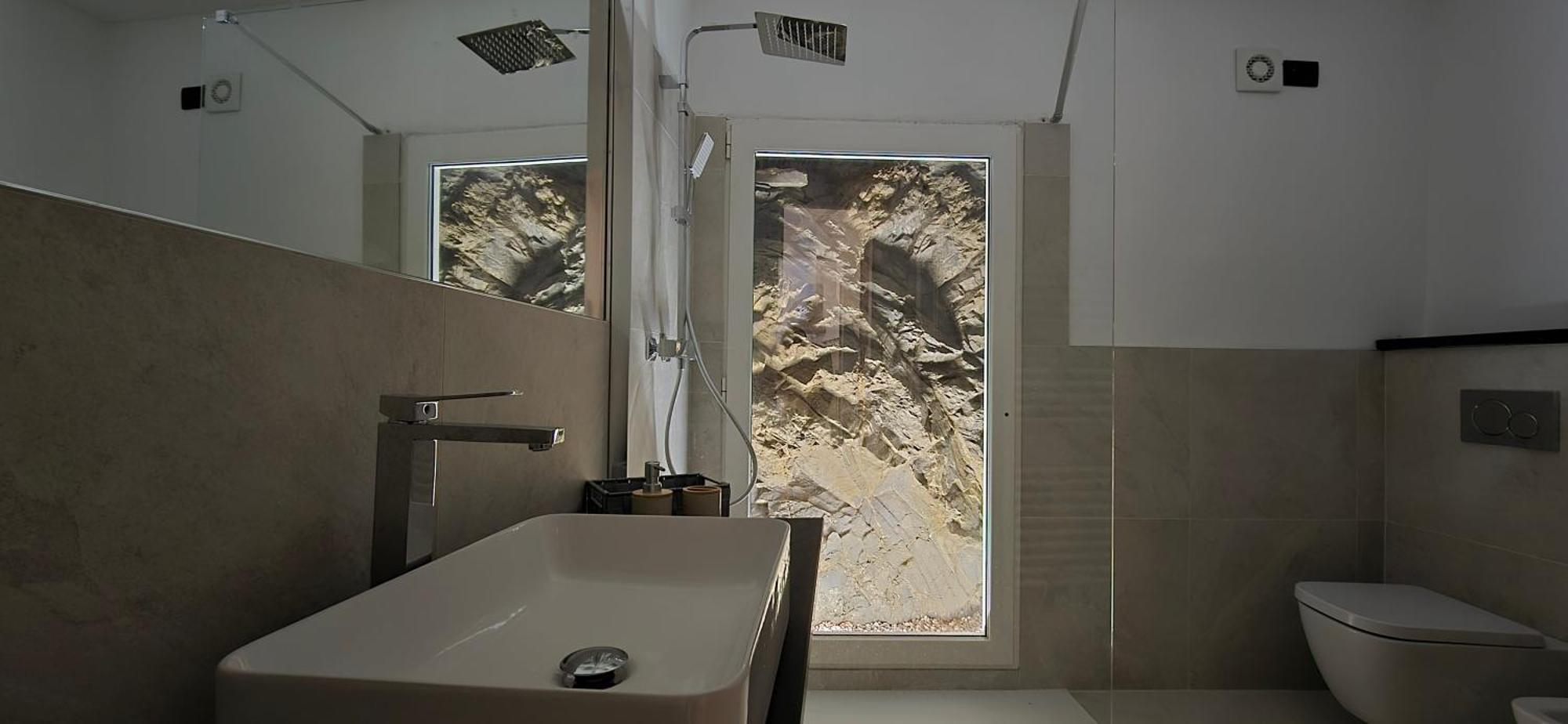 The White Cave- Bluchalet ريوماجّوري المظهر الخارجي الصورة